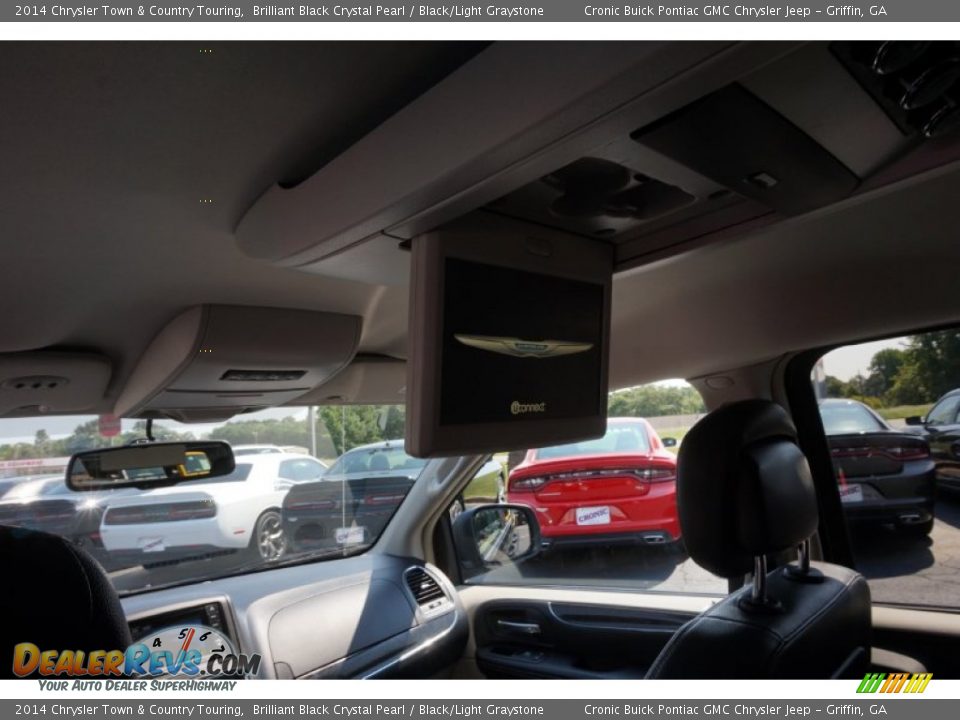 2014 Chrysler Town & Country Touring Brilliant Black Crystal Pearl / Black/Light Graystone Photo #14
