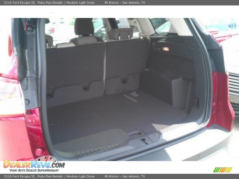 2016 Ford Escape SE Ruby Red Metallic / Medium Light Stone Photo #11