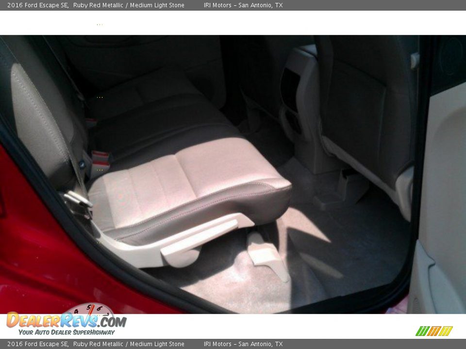 2016 Ford Escape SE Ruby Red Metallic / Medium Light Stone Photo #13