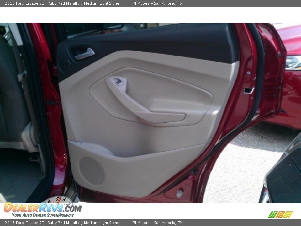 2016 Ford Escape SE Ruby Red Metallic / Medium Light Stone Photo #15