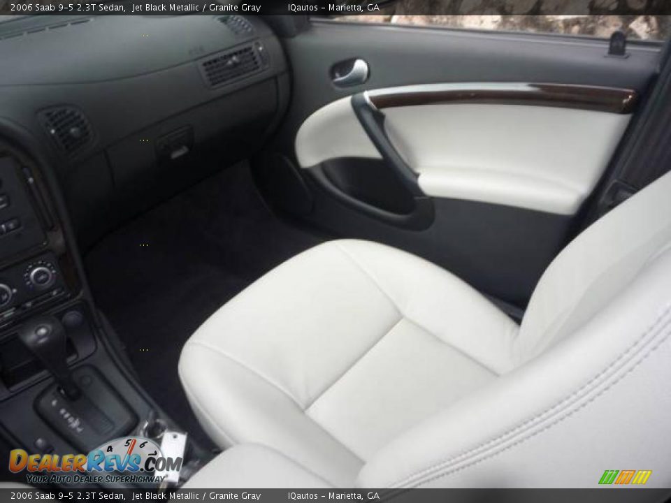 2006 Saab 9-5 2.3T Sedan Jet Black Metallic / Granite Gray Photo #18