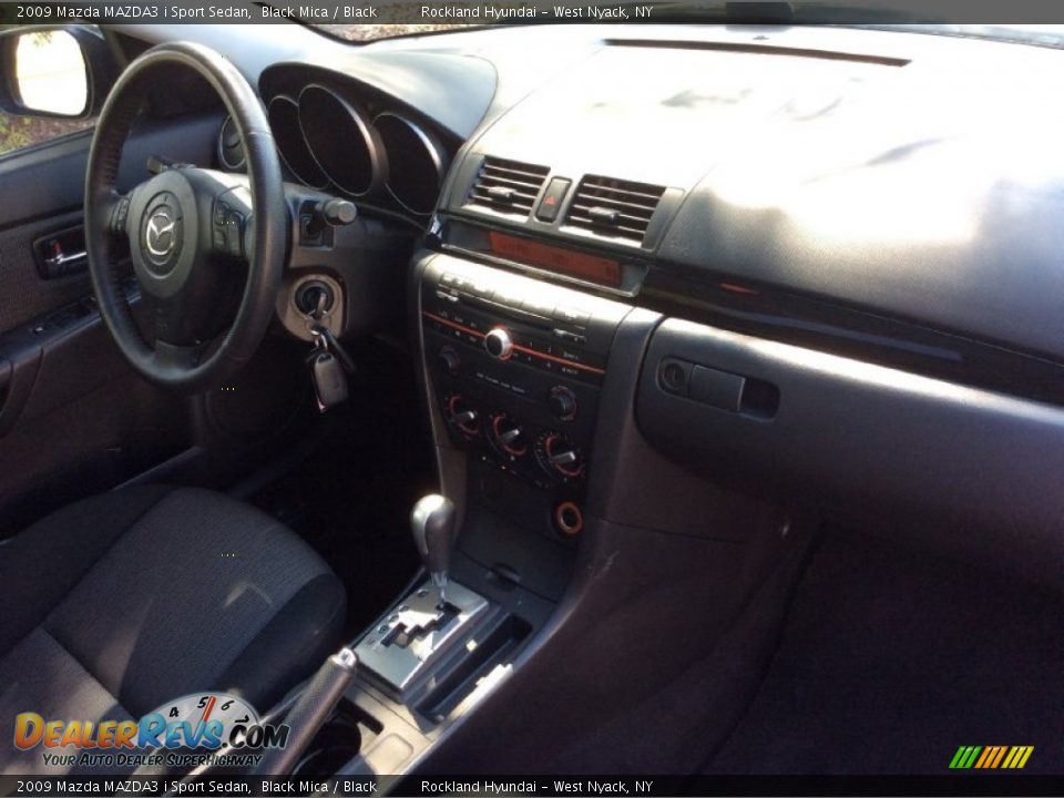 2009 Mazda MAZDA3 i Sport Sedan Black Mica / Black Photo #26