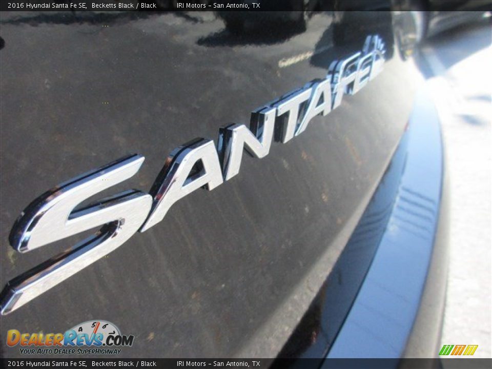 2016 Hyundai Santa Fe SE Becketts Black / Black Photo #6