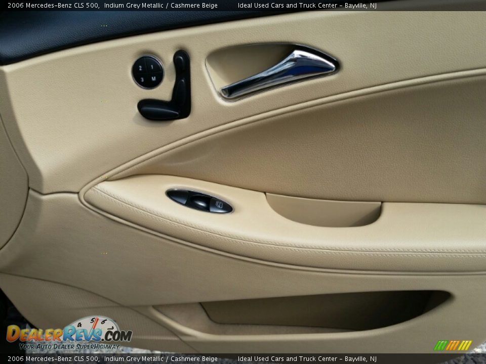 2006 Mercedes-Benz CLS 500 Indium Grey Metallic / Cashmere Beige Photo #12