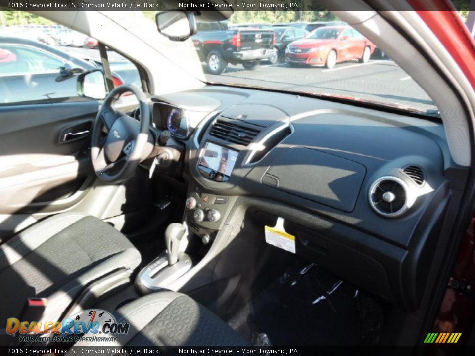 2016 Chevrolet Trax LS Crimson Metallic / Jet Black Photo #5