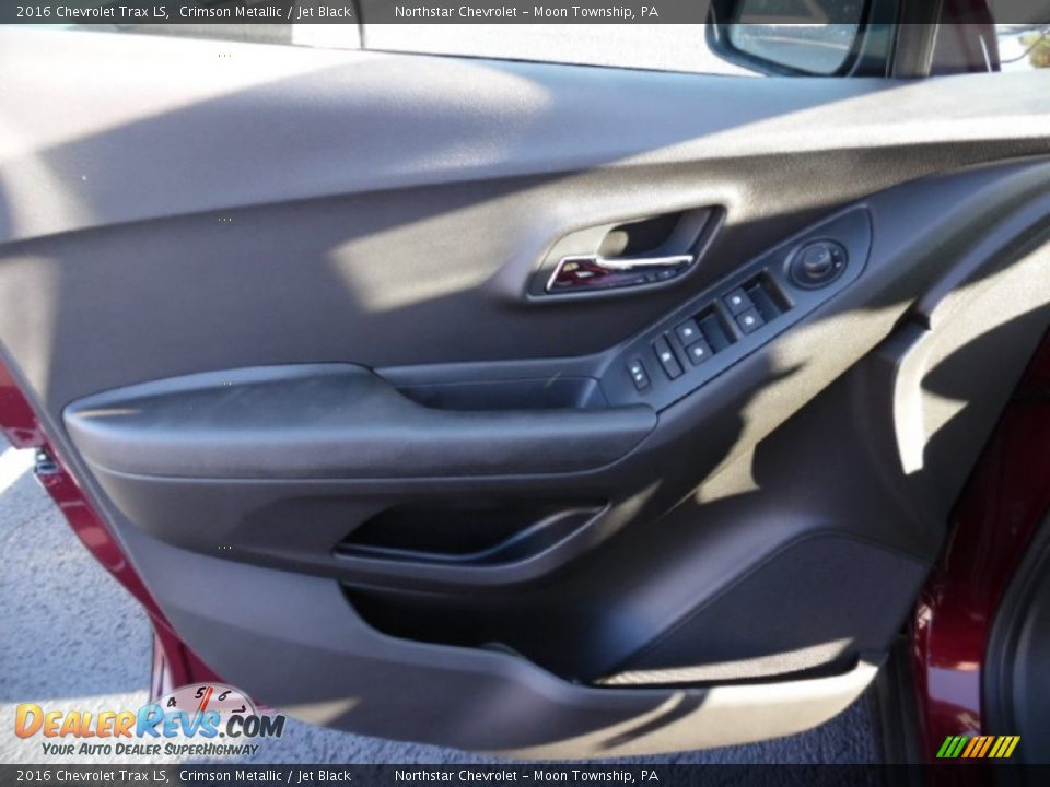 2016 Chevrolet Trax LS Crimson Metallic / Jet Black Photo #15