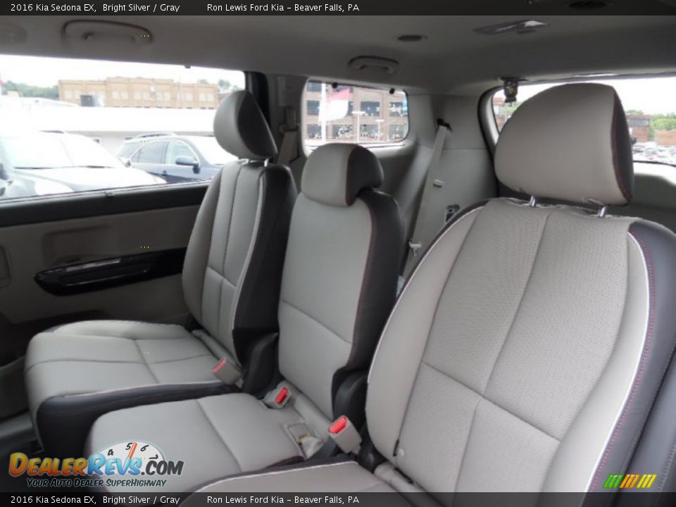 Rear Seat of 2016 Kia Sedona EX Photo #13
