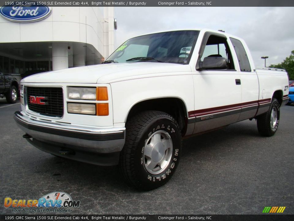 1995 GMC Sierra 1500 SLE Extended Cab 4x4 Bright Teal Metallic / Burgundy Photo #6