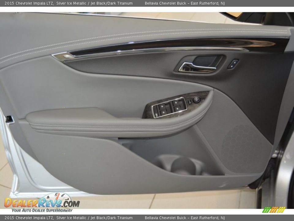 2015 Chevrolet Impala LTZ Silver Ice Metallic / Jet Black/Dark Titanium Photo #5