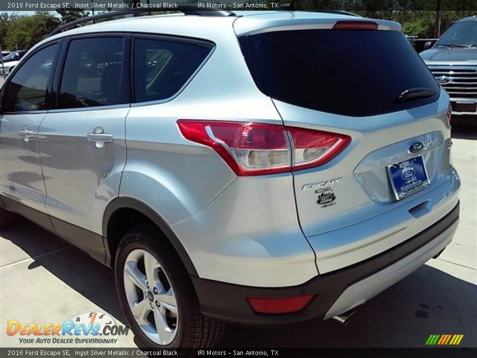2016 Ford Escape SE Ingot Silver Metallic / Charcoal Black Photo #8