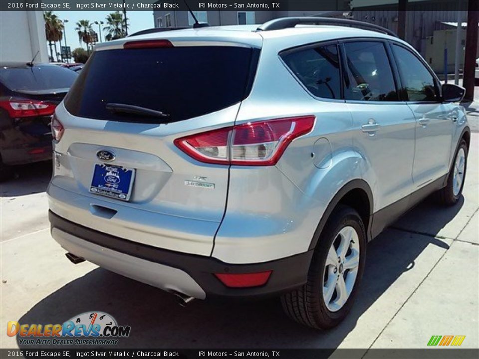 2016 Ford Escape SE Ingot Silver Metallic / Charcoal Black Photo #12