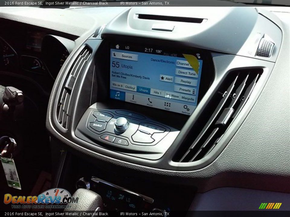 2016 Ford Escape SE Ingot Silver Metallic / Charcoal Black Photo #28