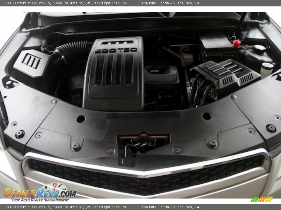 2010 Chevrolet Equinox LS Silver Ice Metallic / Jet Black/Light Titanium Photo #24