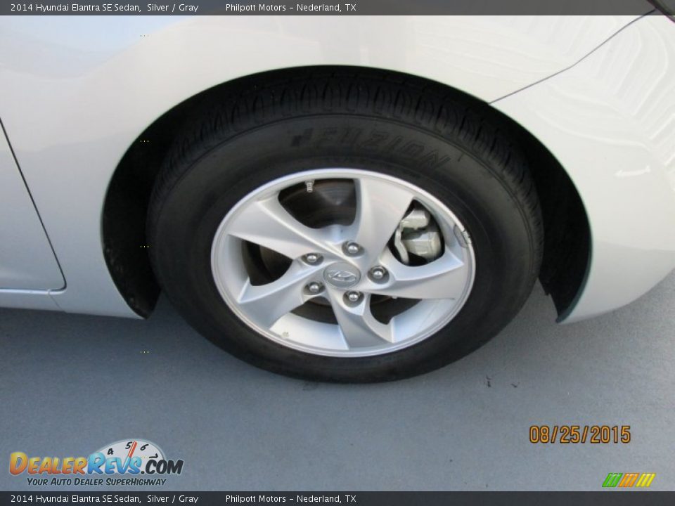 2014 Hyundai Elantra SE Sedan Silver / Gray Photo #16
