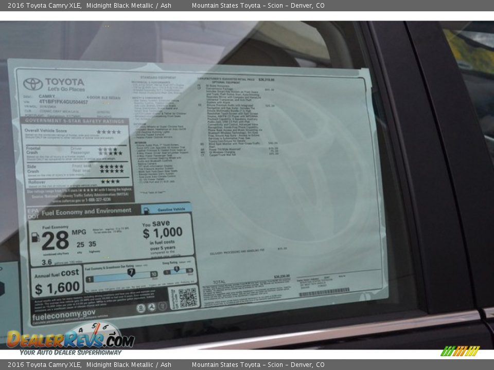 2016 Toyota Camry XLE Midnight Black Metallic / Ash Photo #10