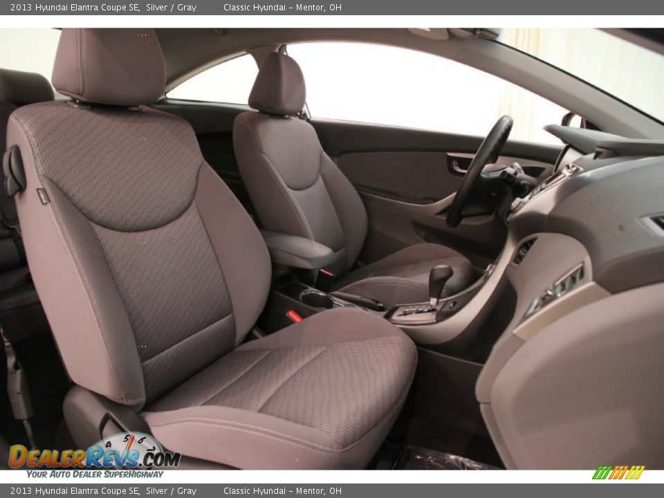 2013 Hyundai Elantra Coupe SE Silver / Gray Photo #10