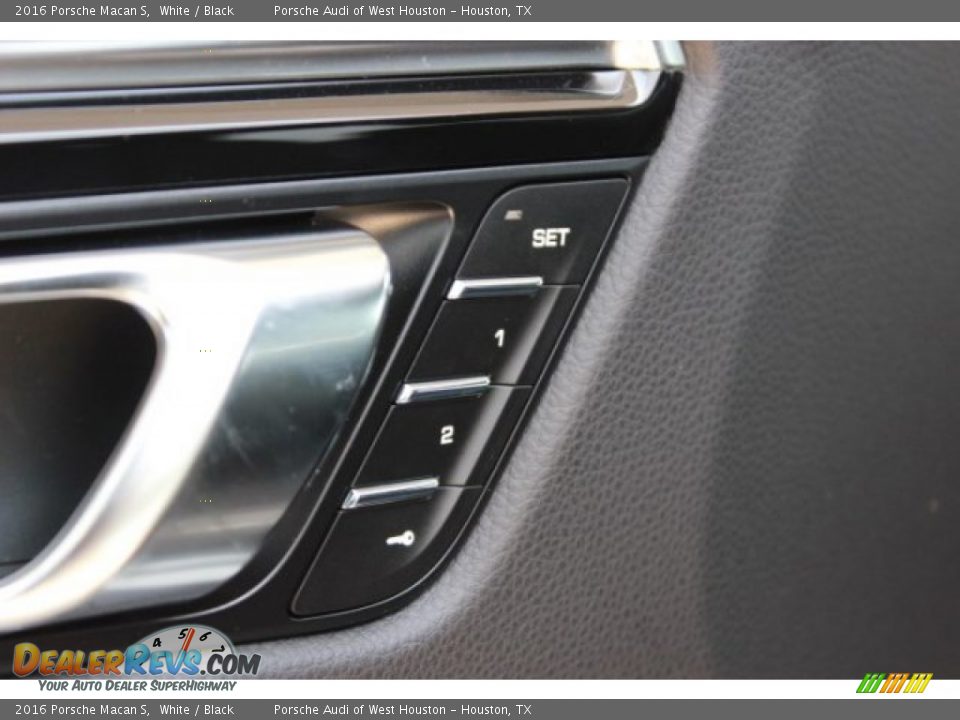 2016 Porsche Macan S White / Black Photo #11