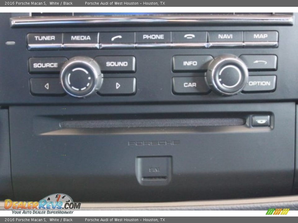 2016 Porsche Macan S White / Black Photo #19