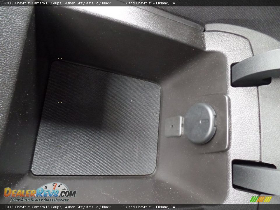 2013 Chevrolet Camaro LS Coupe Ashen Gray Metallic / Black Photo #29