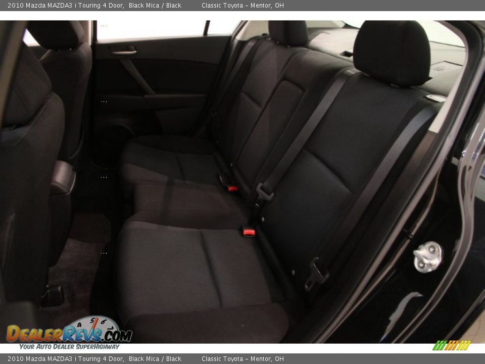 2010 Mazda MAZDA3 i Touring 4 Door Black Mica / Black Photo #17