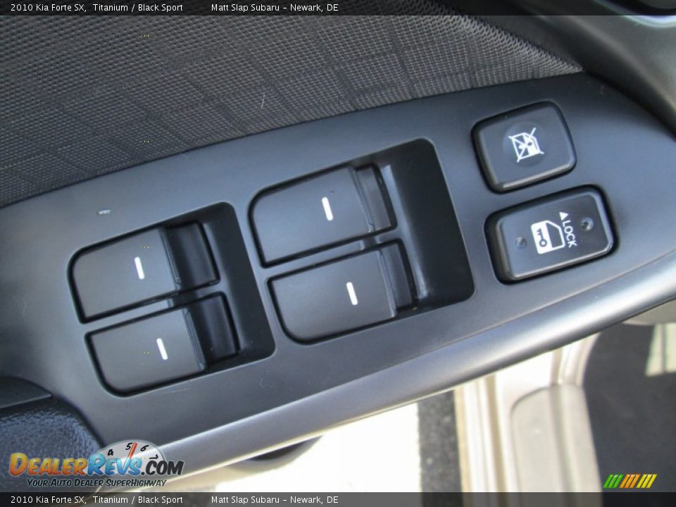 2010 Kia Forte SX Titanium / Black Sport Photo #13