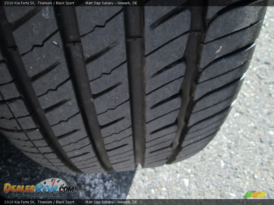 2010 Kia Forte SX Titanium / Black Sport Photo #22