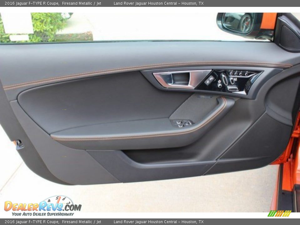 Door Panel of 2016 Jaguar F-TYPE R Coupe Photo #13