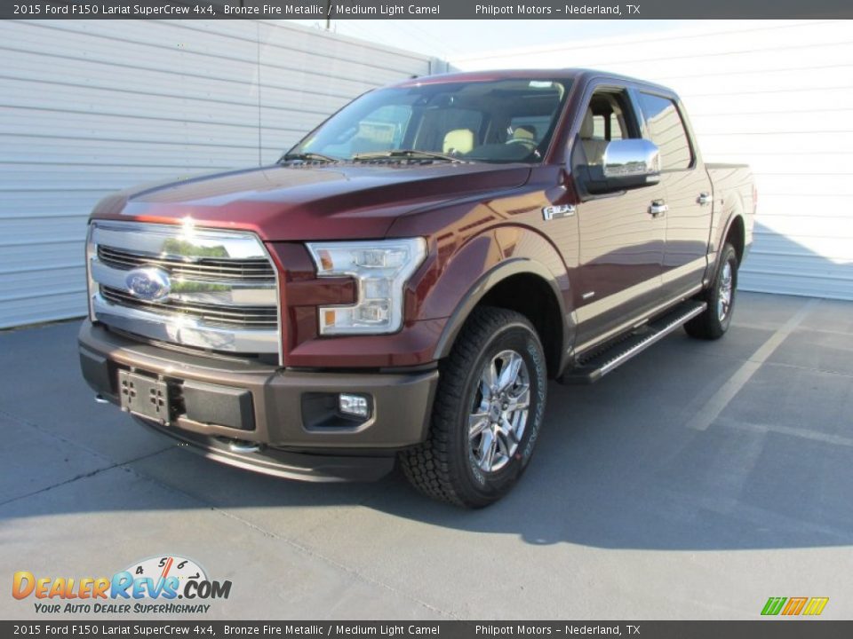 Front 3/4 View of 2015 Ford F150 Lariat SuperCrew 4x4 Photo #7