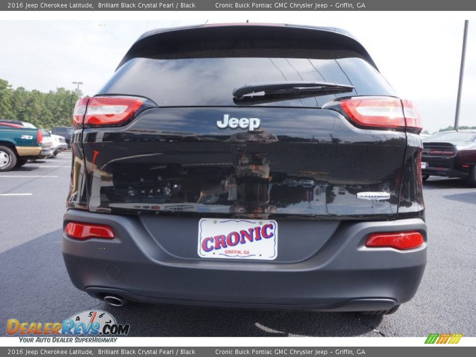 2016 Jeep Cherokee Latitude Brilliant Black Crystal Pearl / Black Photo #6
