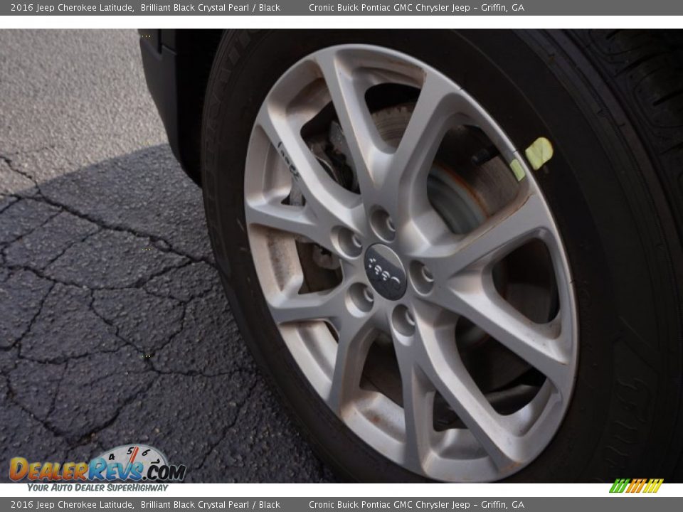 2016 Jeep Cherokee Latitude Brilliant Black Crystal Pearl / Black Photo #12