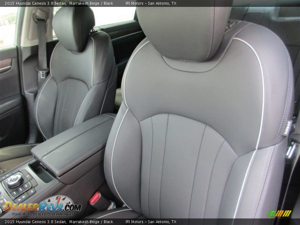 2015 Hyundai Genesis 3.8 Sedan Marrakesh Beige / Black Photo #9