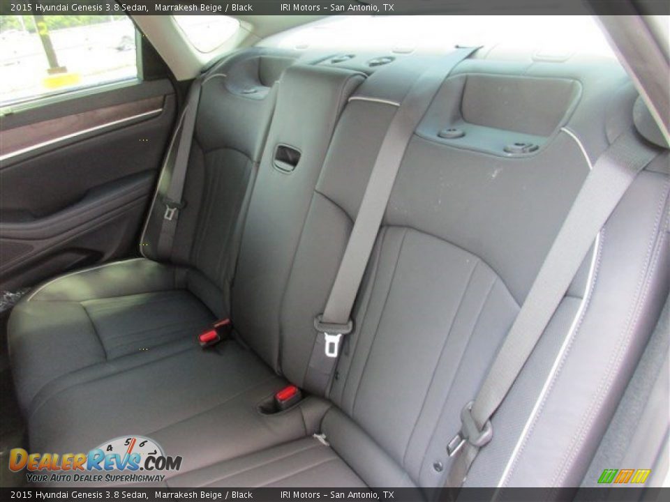 2015 Hyundai Genesis 3.8 Sedan Marrakesh Beige / Black Photo #10