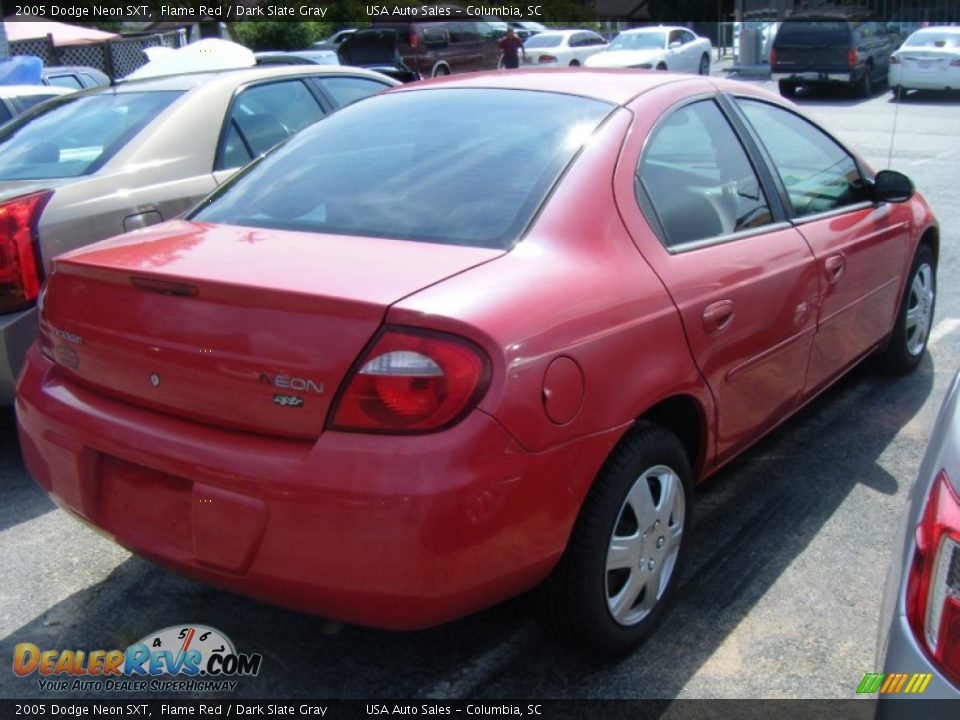 2005 Dodge Neon SXT Flame Red / Dark Slate Gray Photo #4