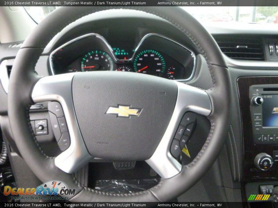 2016 Chevrolet Traverse LT AWD Tungsten Metallic / Dark Titanium/Light Titanium Photo #17