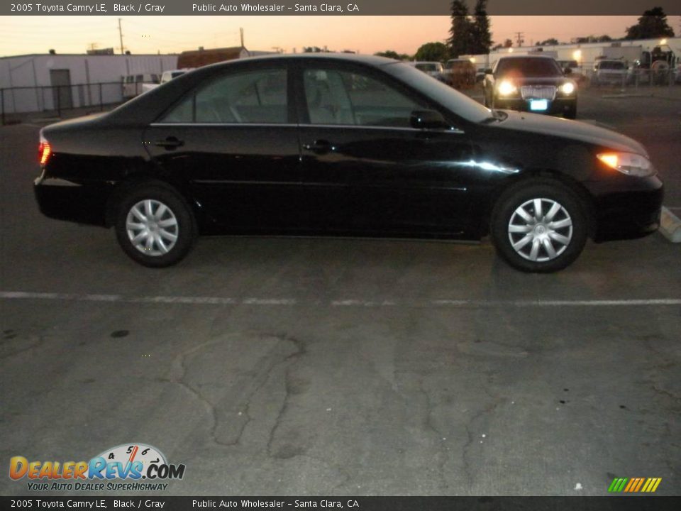 2005 Toyota Camry LE Black / Gray Photo #18