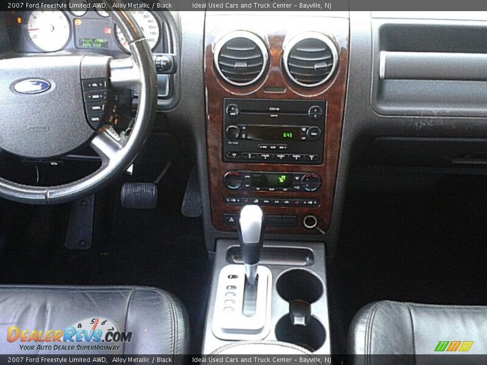 2007 Ford Freestyle Limited AWD Alloy Metallic / Black Photo #15