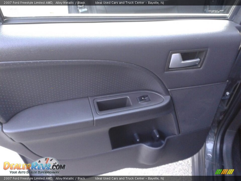2007 Ford Freestyle Limited AWD Alloy Metallic / Black Photo #19