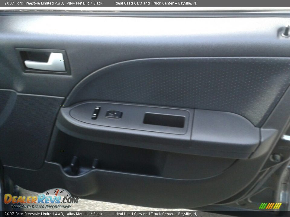 2007 Ford Freestyle Limited AWD Alloy Metallic / Black Photo #22