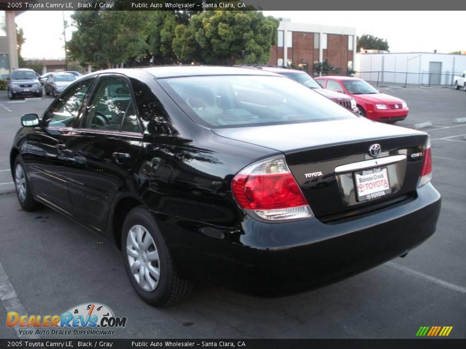 2005 Toyota Camry LE Black / Gray Photo #27