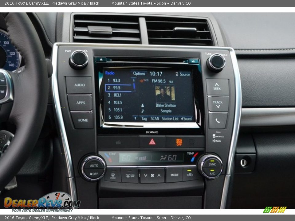 Controls of 2016 Toyota Camry XLE Photo #6