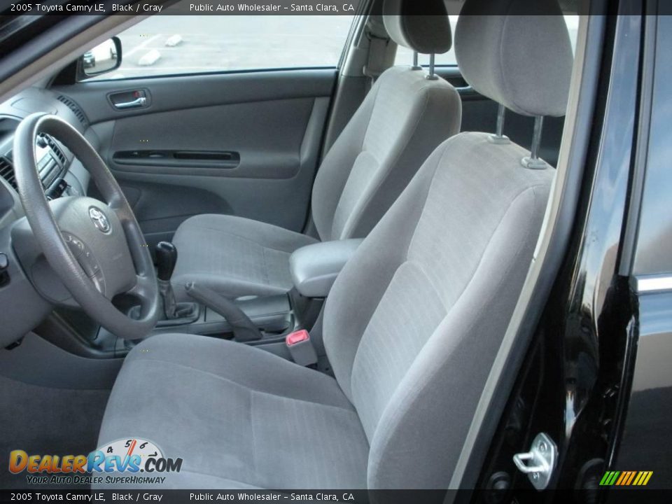 2005 Toyota Camry LE Black / Gray Photo #34