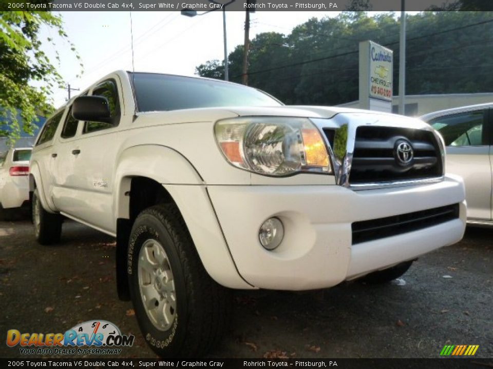 Front 3/4 View of 2006 Toyota Tacoma V6 Double Cab 4x4 Photo #1