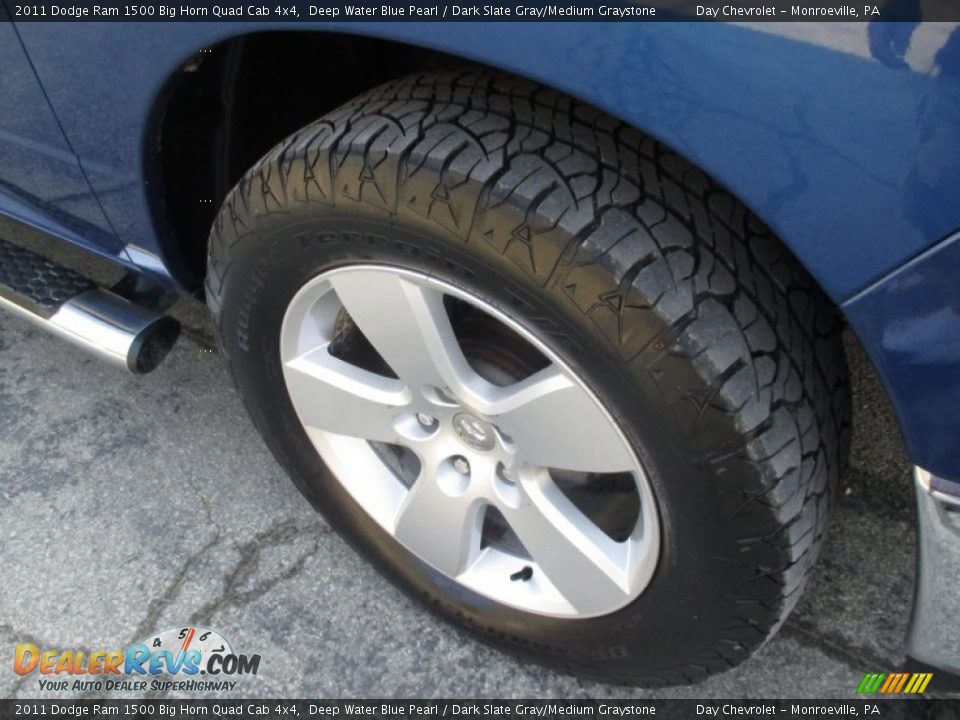 2011 Dodge Ram 1500 Big Horn Quad Cab 4x4 Deep Water Blue Pearl / Dark Slate Gray/Medium Graystone Photo #17
