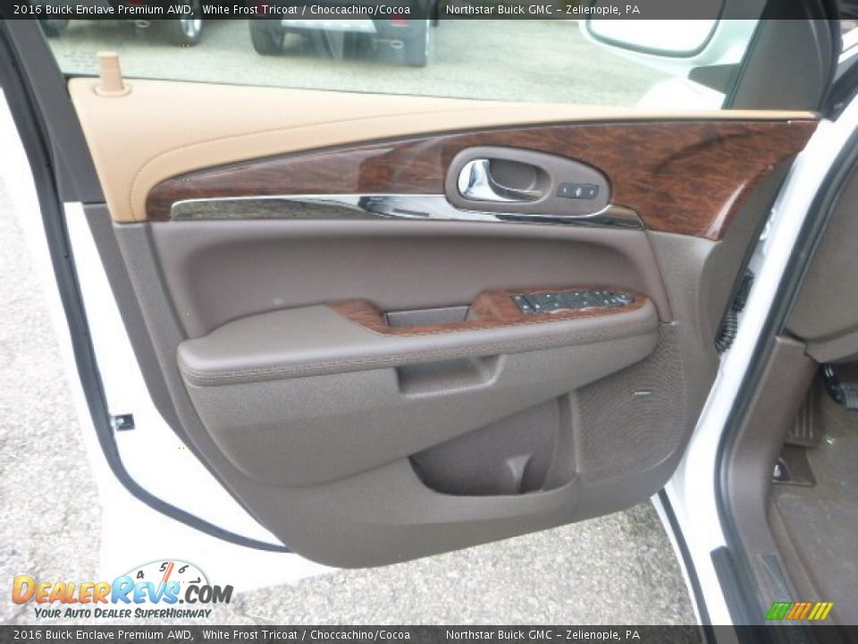 Door Panel of 2016 Buick Enclave Premium AWD Photo #13