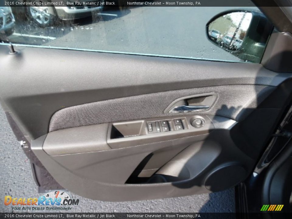 2016 Chevrolet Cruze Limited LT Blue Ray Metallic / Jet Black Photo #14