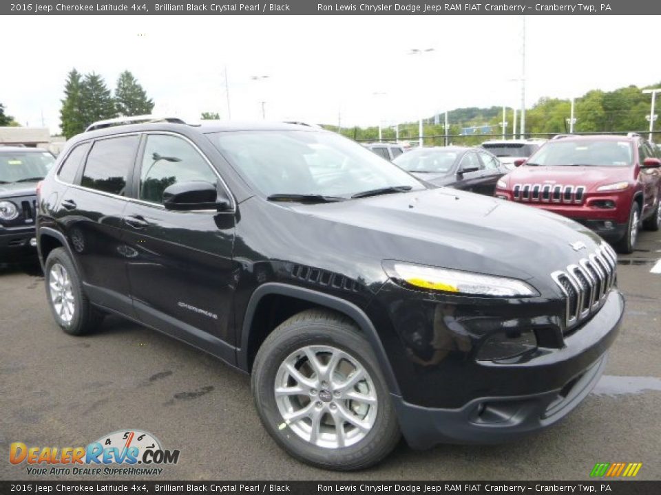 2016 Jeep Cherokee Latitude 4x4 Brilliant Black Crystal Pearl / Black Photo #11