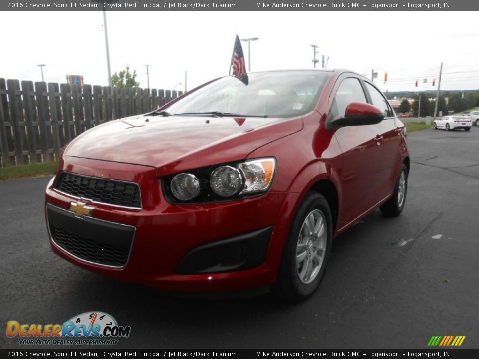 Front 3/4 View of 2016 Chevrolet Sonic LT Sedan Photo #2