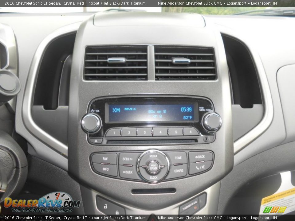 Controls of 2016 Chevrolet Sonic LT Sedan Photo #9