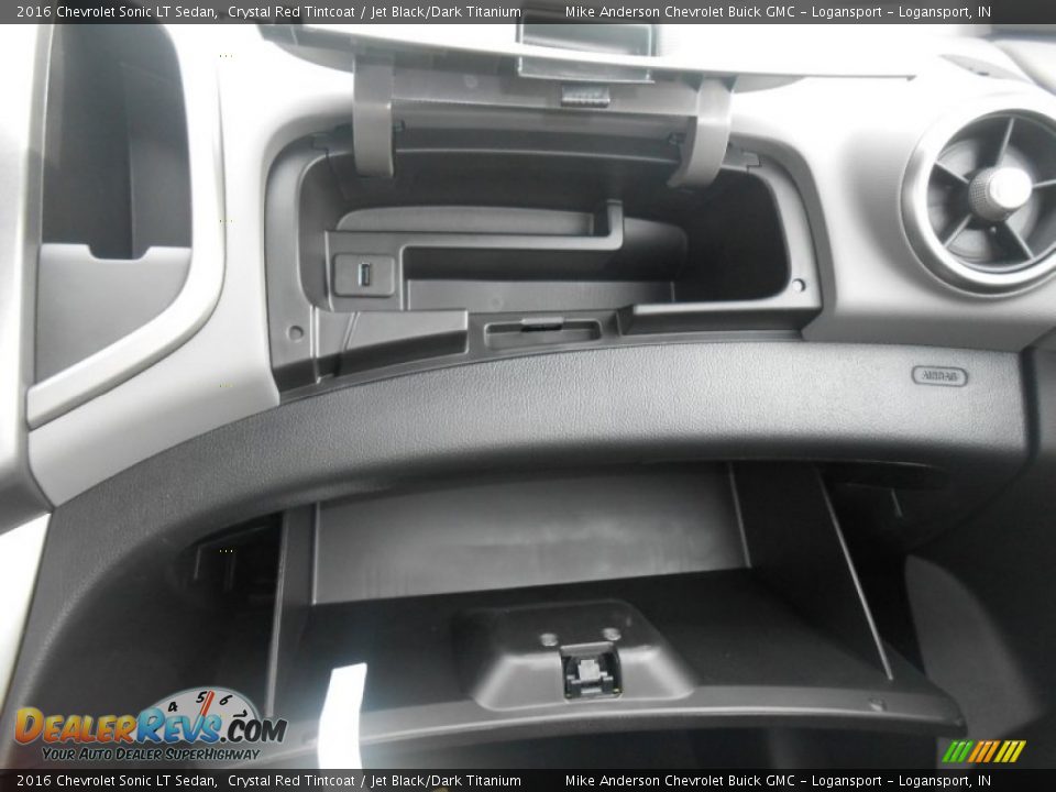 2016 Chevrolet Sonic LT Sedan Crystal Red Tintcoat / Jet Black/Dark Titanium Photo #12