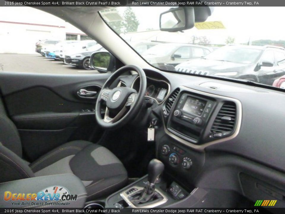2016 Jeep Cherokee Sport 4x4 Brilliant Black Crystal Pearl / Black Photo #10